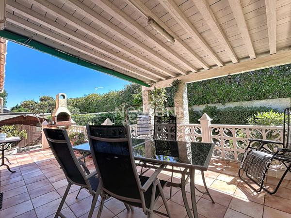 Port Camargue Villa type 4  en très bon état