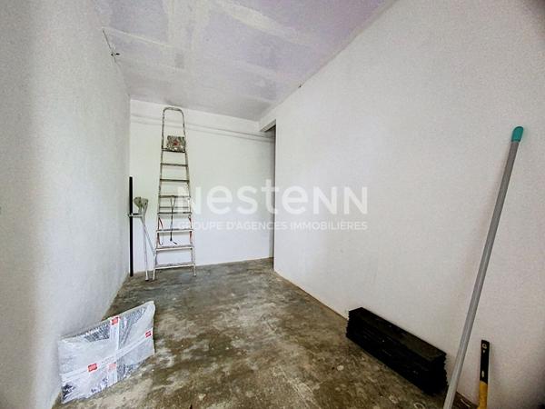 A vendre Maison de ville avec 4 garages à Masseube