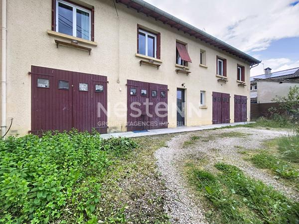 A vendre Maison de ville avec 4 garages à Masseube
