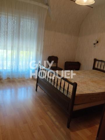 Maison  6 pièce(s) 106.51 m2 - LANVALLAY centre