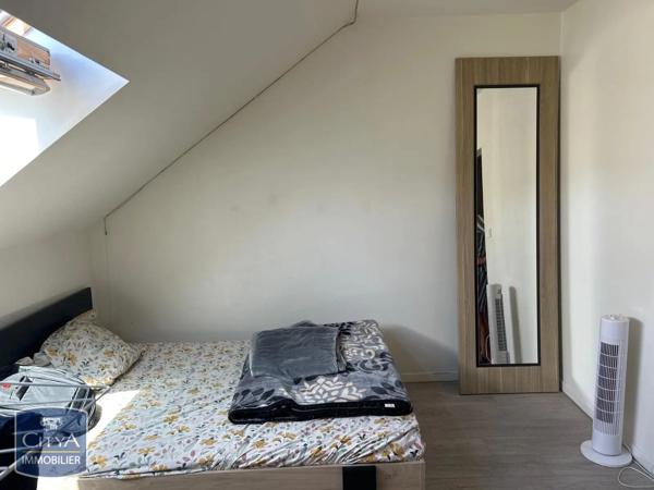 Appartement à louer 2 pièces 25.68m² Saint-Quentin (02100)