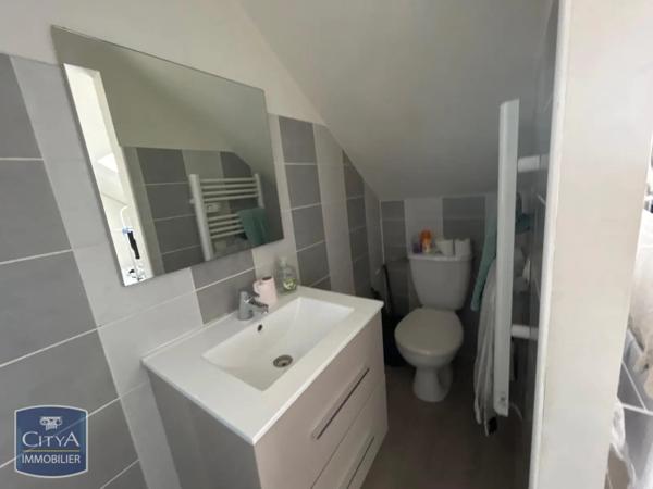 Appartement à louer 2 pièces 25.68m² Saint-Quentin (02100)
