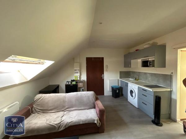 Appartement à louer 2 pièces 25.68m² Saint-Quentin (02100)