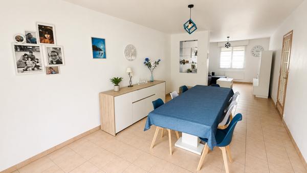 Maison 7 pièces - terrain de 370 m2 - GUILERS
