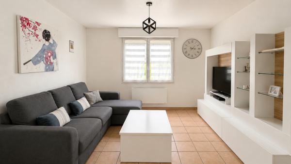 Maison 7 pièces - terrain de 370 m2 - GUILERS