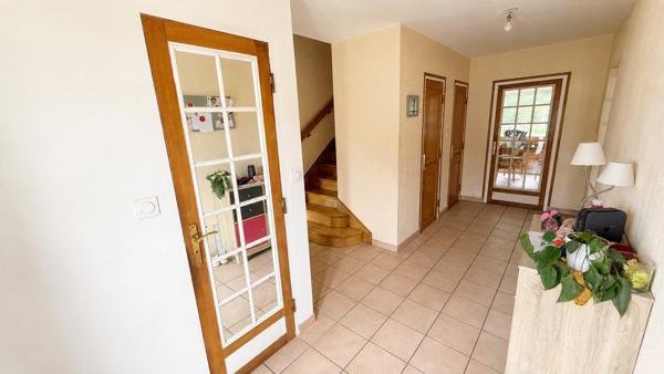 Maison 7 pièces - terrain de 370 m2 - GUILERS