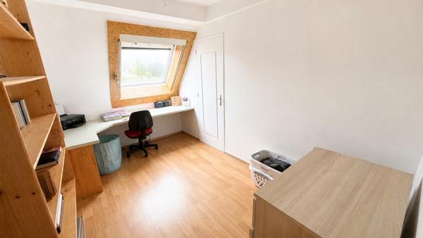 Maison 7 pièces - terrain de 370 m2 - GUILERS