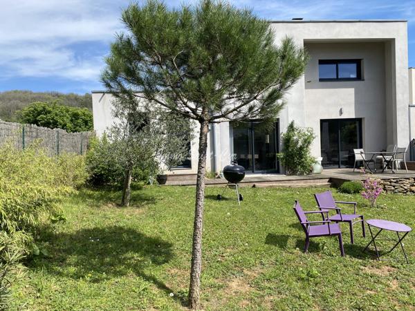 Maison 5 pièce(s) 3 chambre(s) 107 m²