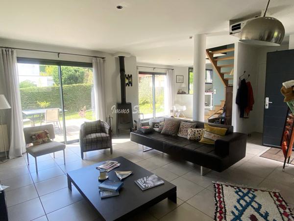 Maison 5 pièce(s) 3 chambre(s) 107 m²