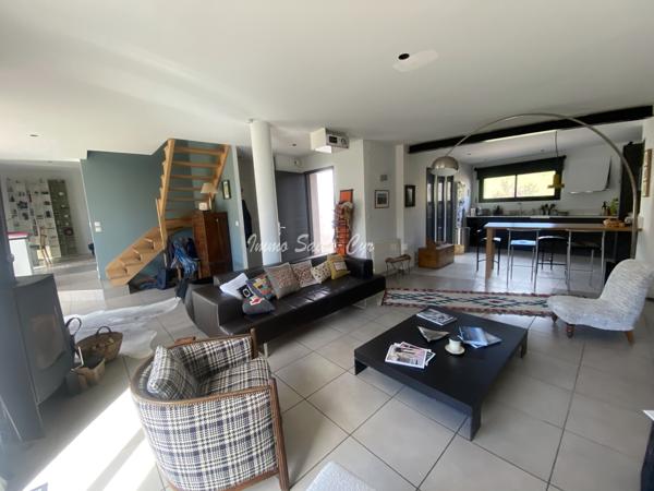 Maison 5 pièce(s) 3 chambre(s) 107 m²