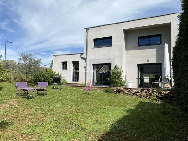 Maison 5 pièce(s) 3 chambre(s) 107 m²