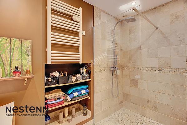 Appartement Vitrolles 2 pièces de 76 m² avec places privatives et piscine