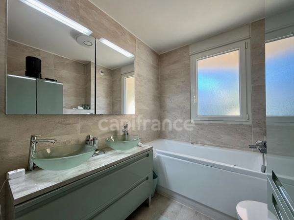 Appartement à vendre 3 pièces DIVONNE LES BAINS (01) - 91m2 - terrasses, jardin, cave et garage