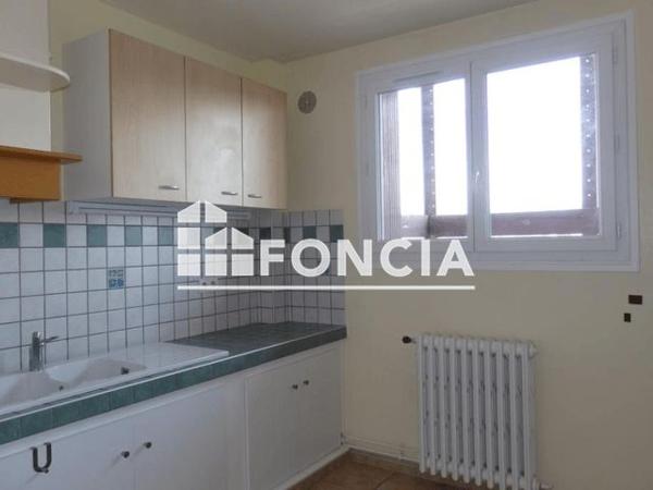 Location Appartement 3 pièces 63 m² - 10 RUE RENE BYE Tarbes 65000