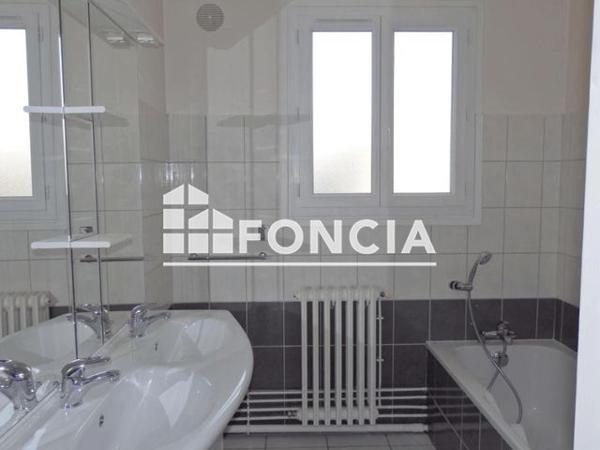 Location Appartement 3 pièces 63 m² - 10 RUE RENE BYE Tarbes 65000