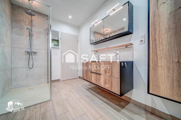 Maison - 5 pièces - 111m²