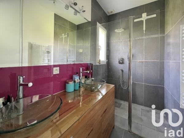 Maison à vendre 7 pièces 233 m² La Buisse