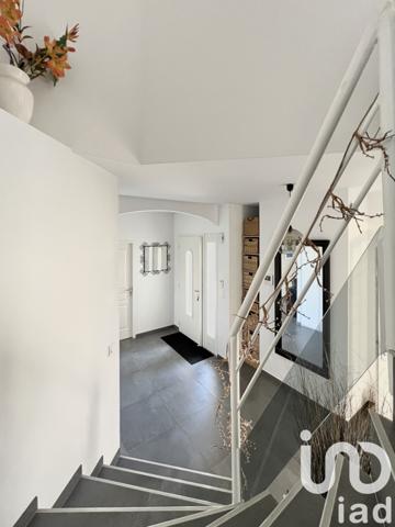 Maison à vendre 7 pièces 233 m² La Buisse