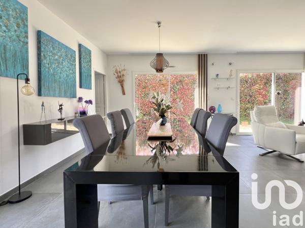 Maison à vendre 7 pièces 233 m² La Buisse