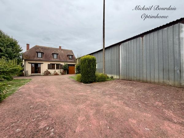 MAISON 142 m², 3 CHAMBRES ET HANGAR DE PLUS DE 300 m²