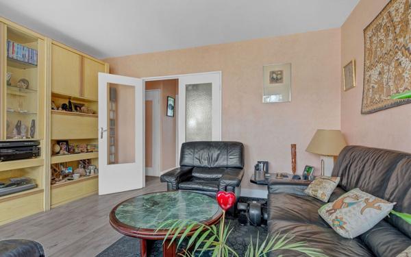 Appartement à vendre    4 pièces • 73,19 m2 Yerres