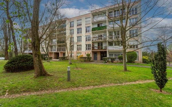 Appartement à vendre    4 pièces • 73,19 m2 Yerres