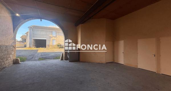 À vendre Appartement 4 pièces 92.46 m² - Chaleins 01480