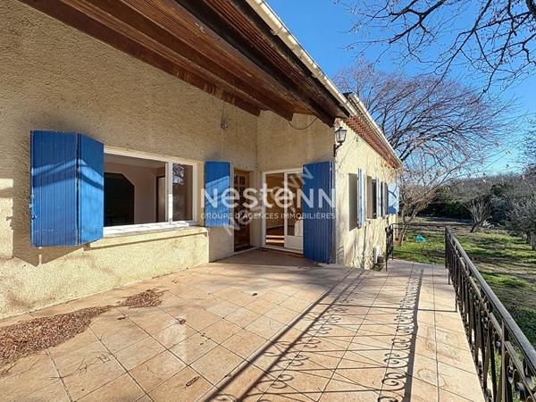 Maison Cucuron 5 pièce(s) 96 m2 sur 2450 m²