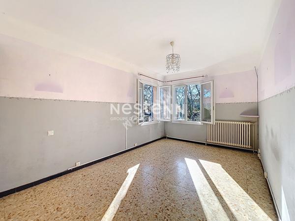 Maison Cucuron 5 pièce(s) 96 m2 sur 2450 m²