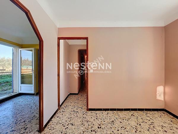 Maison Cucuron 5 pièce(s) 96 m2 sur 2450 m²