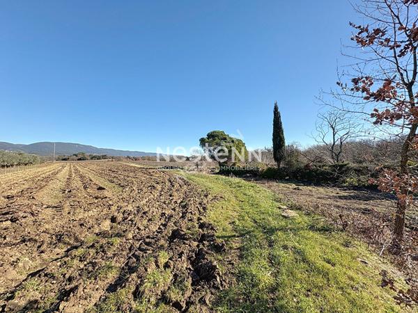 Maison Cucuron 5 pièce(s) 96 m2 sur 2450 m²