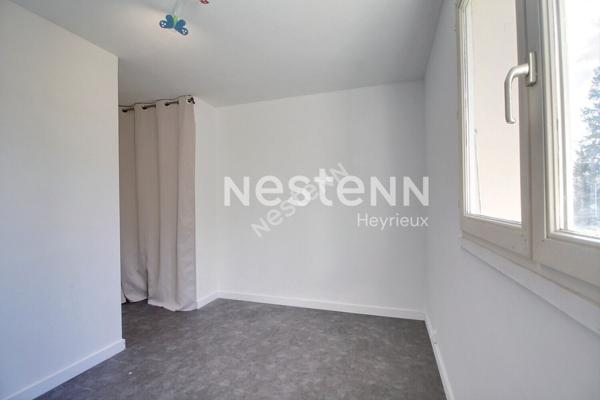 Estrablin: Maison de type 4 avec garage sur son terrain de 258 m².