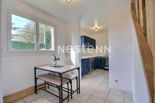 Estrablin: Maison de type 4 avec garage sur son terrain de 258 m².