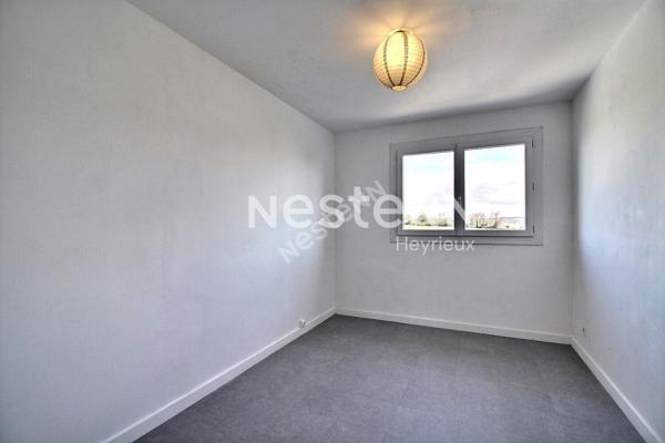 Estrablin: Maison de type 4 avec garage sur son terrain de 258 m².