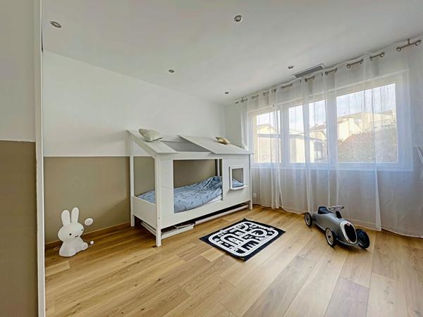 Maison spacieuse à vendre à Reims - Grand standing et confort moderne !