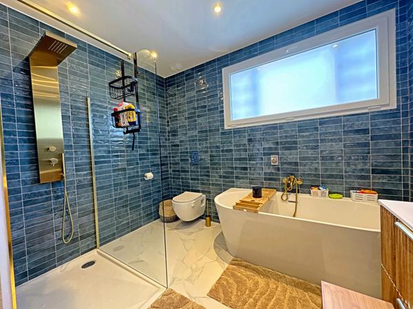 Maison spacieuse à vendre à Reims - Grand standing et confort moderne !