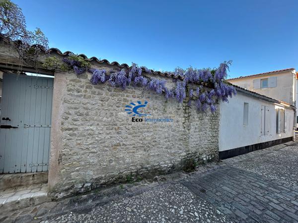 LA FLOTTE MAISON DE BOURG 3 CHAMBRES+BUREAU COUR ET PATIO La flotte LA FLOTTE MAISON DE BOURG 3 CHAMBRES+BUREAU COUR ET PATIO La flotte