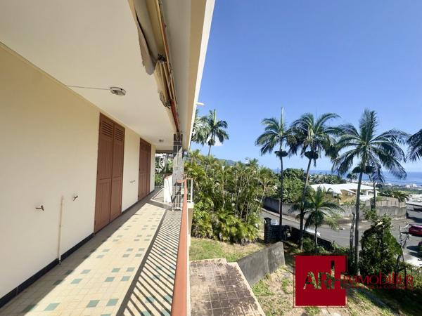 MAISON FAMILIALE SUR TERRAIN 1102 m²