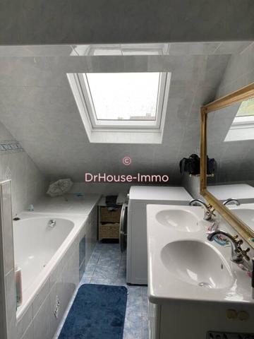 Immeuble à vendre 9 pièces de 121 m²