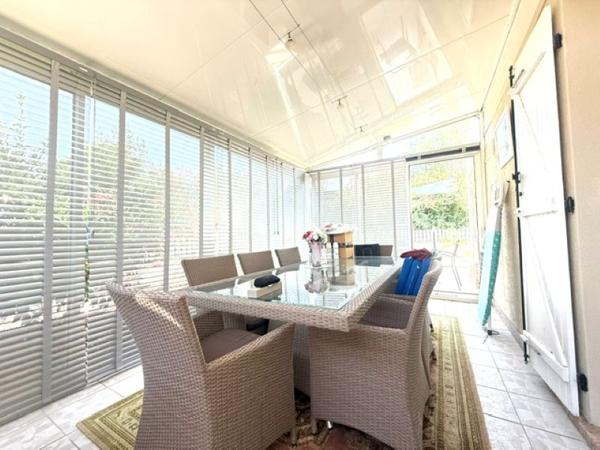 Maison Montagnac 100 m2, 3 chambres, garage, atelier, véranda sur parcelle  de 600m²