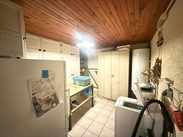 Maison Montagnac 100 m2, 3 chambres, garage, atelier, véranda sur parcelle  de 600m²