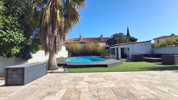 Berre-l'Étang (13130) Villa de plain pied T4 sur terrain avec piscine
