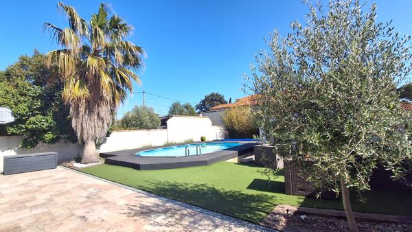 Berre-l'Étang (13130) Villa de plain pied T4 sur terrain avec piscine