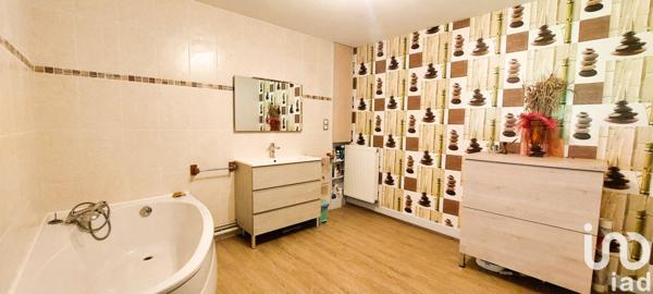 Maison à vendre 10 pièces 325 m² Chalamont