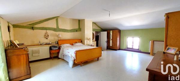 Maison à vendre 10 pièces 325 m² Chalamont