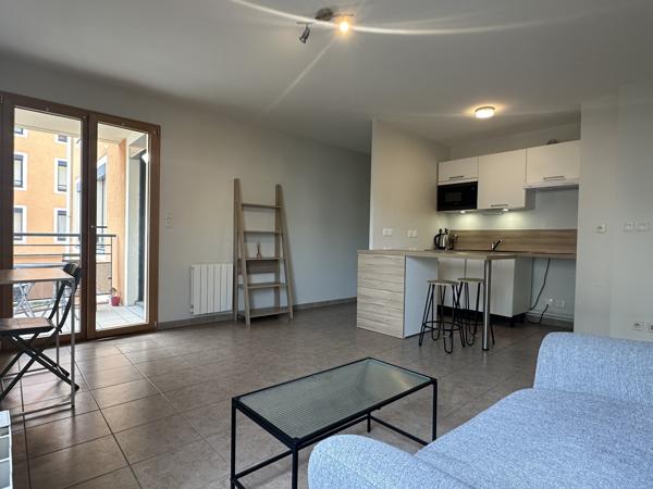 Appartement T2 meublé avec terrasse et parking Villefranche-sur-Saône (69400)