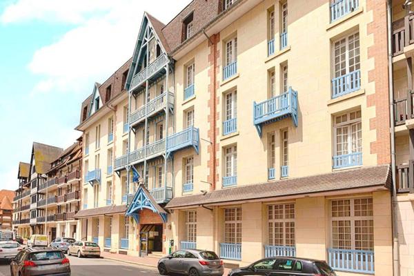 INVESTISSEMENT LOCATIF  DEAUVILLE - Résidence Goélia Le Castel Normand *** - 6,03%  de rentabilité.