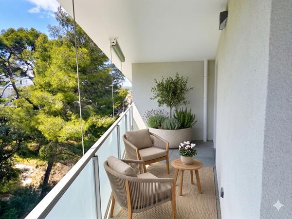 Appartement T4 - dernier étage - 86 m2 - 3 Terrasses - 2 salles de bains