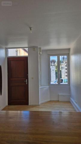 Appartement à louer à Forges-les-Eaux en Seine-Maritime (76440), ref : LOCA/585   
Centre