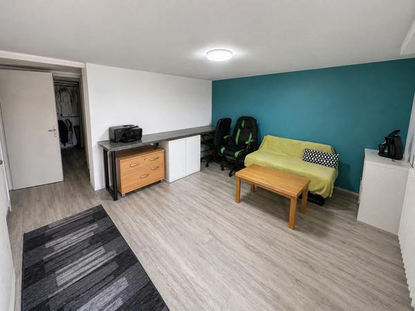 À vendre – Maison familiale avec sous-sol aménagé sur terrain de 800 m²